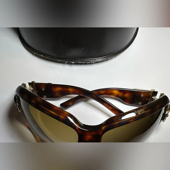 Gucci - Vintage Buckle sunglasses shades - Picture 6 of 9